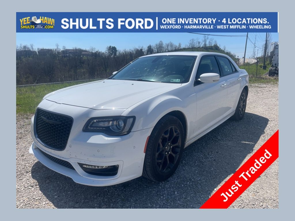 Used 2022 Chrysler 300 Touring