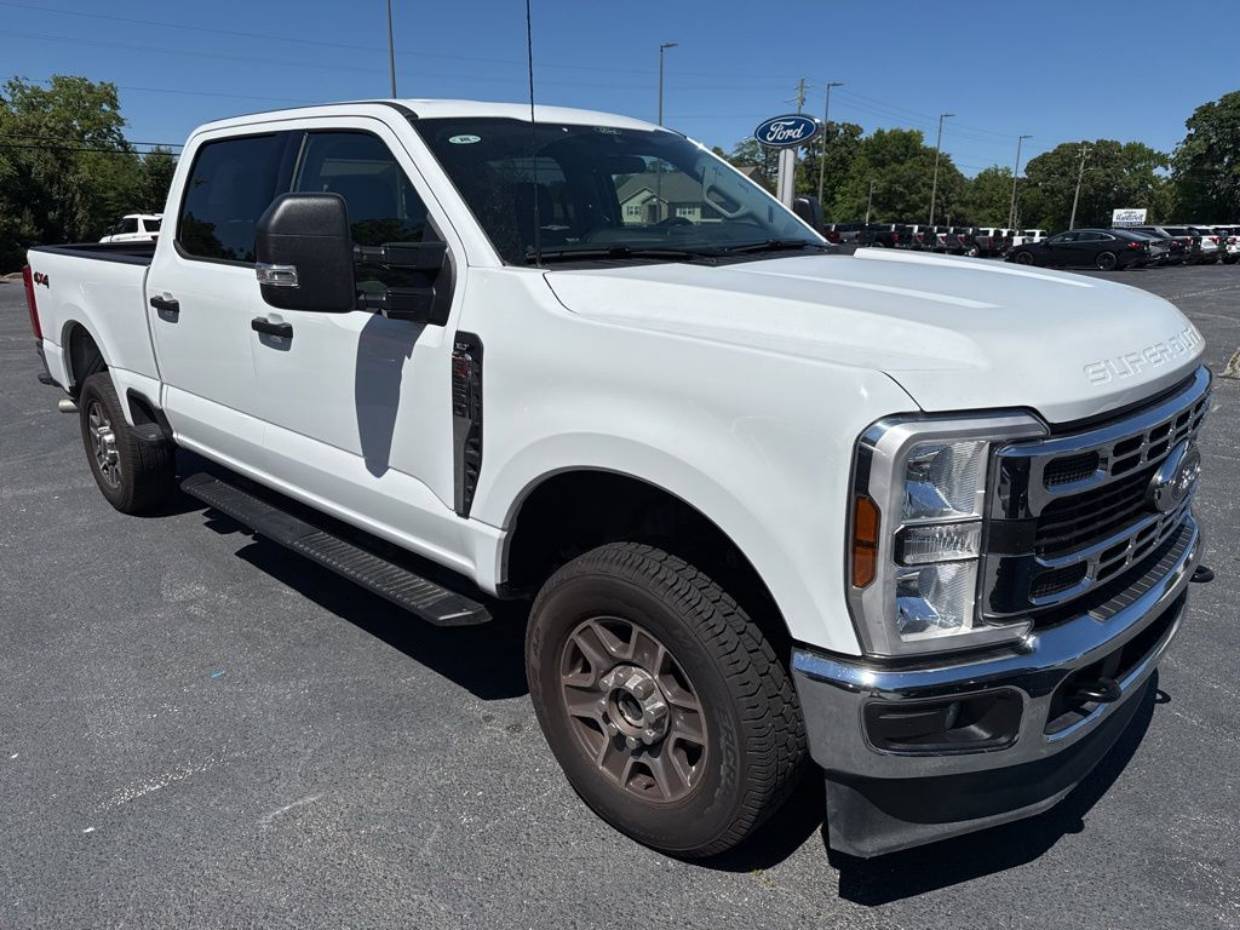 2025 Ford F-250 XLT 4x4 Crew Cab 6-3/4' Box's photo