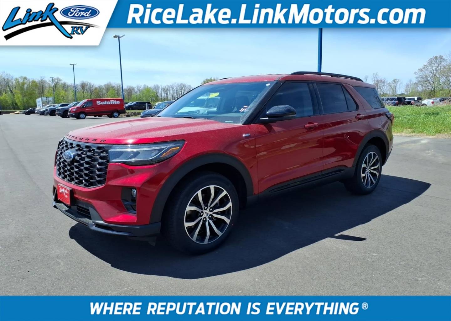 2026 Ford Explorer ST-LINE 4WD's photo