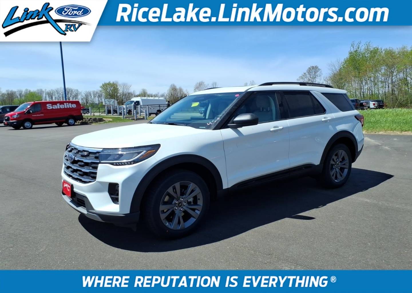 2026 Ford Explorer Active 4WD's photo