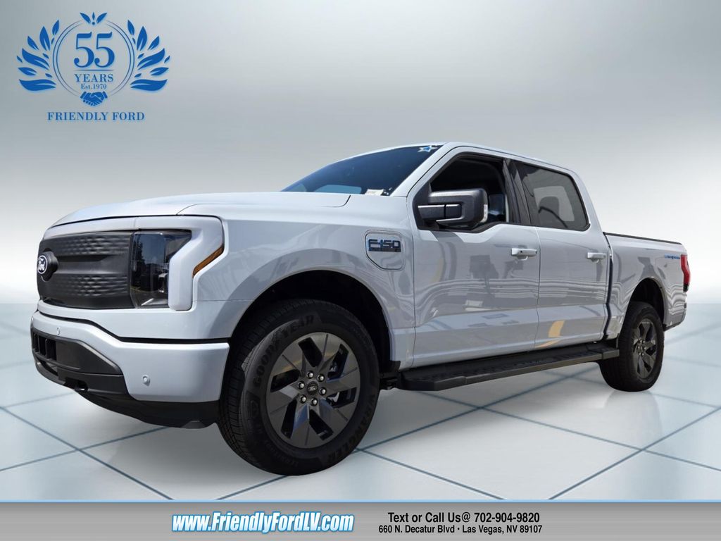 2025 Ford F-150 Lightning Flash