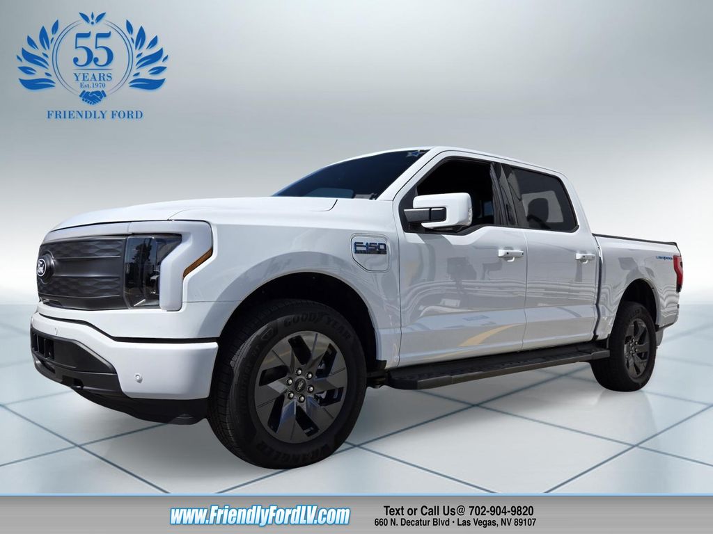 2025 Ford F-150 Lightning LARIAT