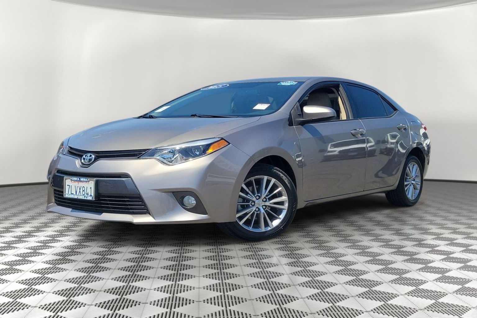 Used 2015 Toyota Corolla LE Plus with VIN 5YFBURHE2FP329296 for sale in Costa Mesa, CA