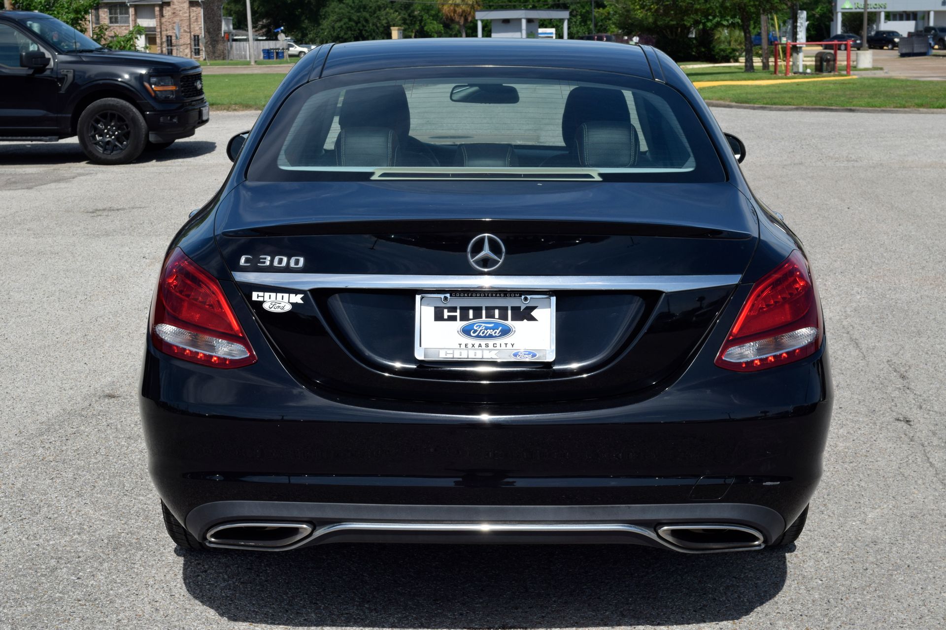 Used 2015 Mercedes-Benz C-Class C300 with VIN 55SWF4JB2FU052383 for sale in Texas City, TX