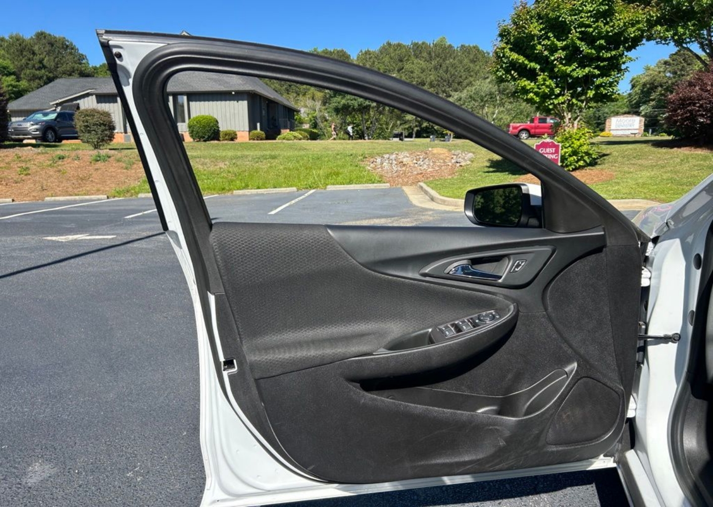 2024 Chevrolet Malibu 1LT - Photo 102