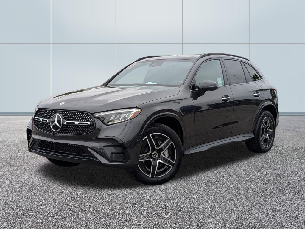2025 Mercedes-Benz GLC 300 SUV