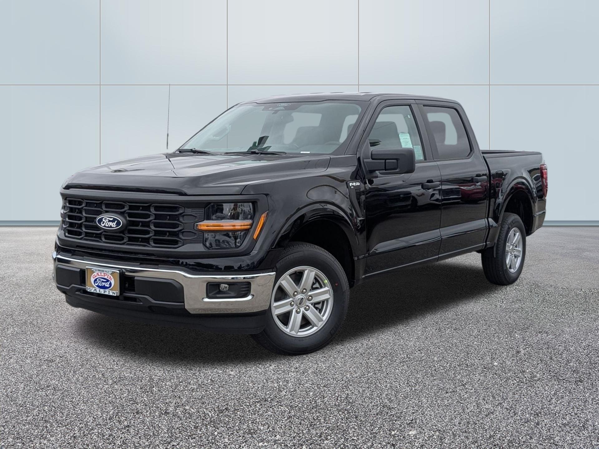 2026 Ford F-150 XL SuperCrew 5-1/2 Box's photo