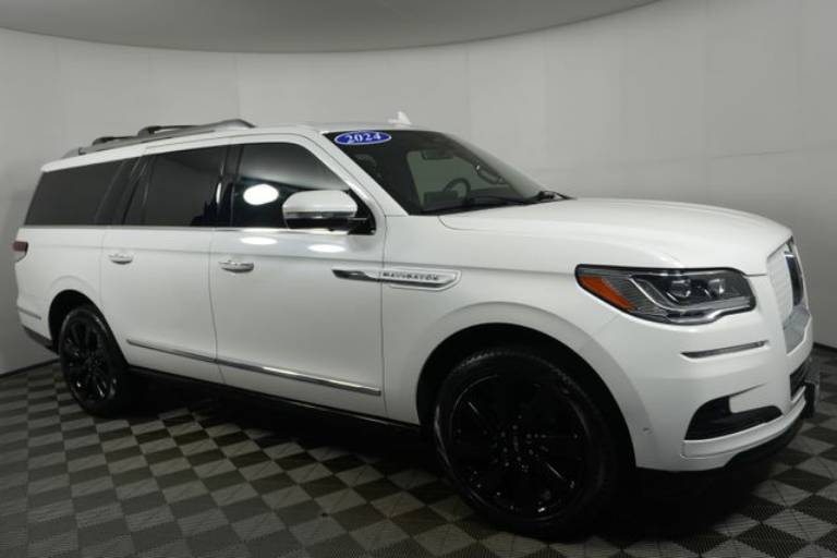 2024 Lincoln Navigator L Reserve