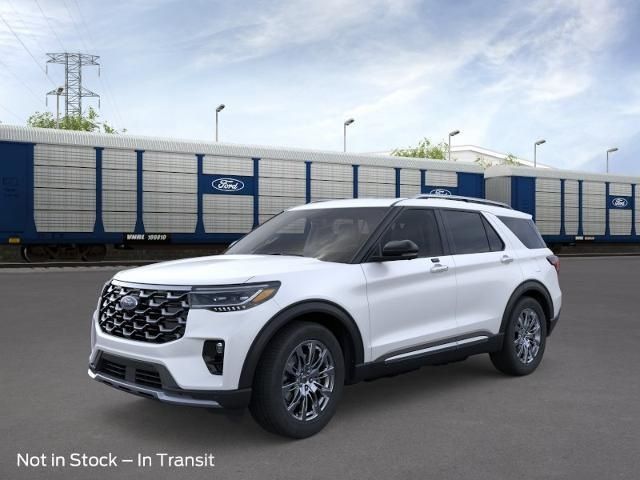 2026 Ford Explorer Platinum's photo