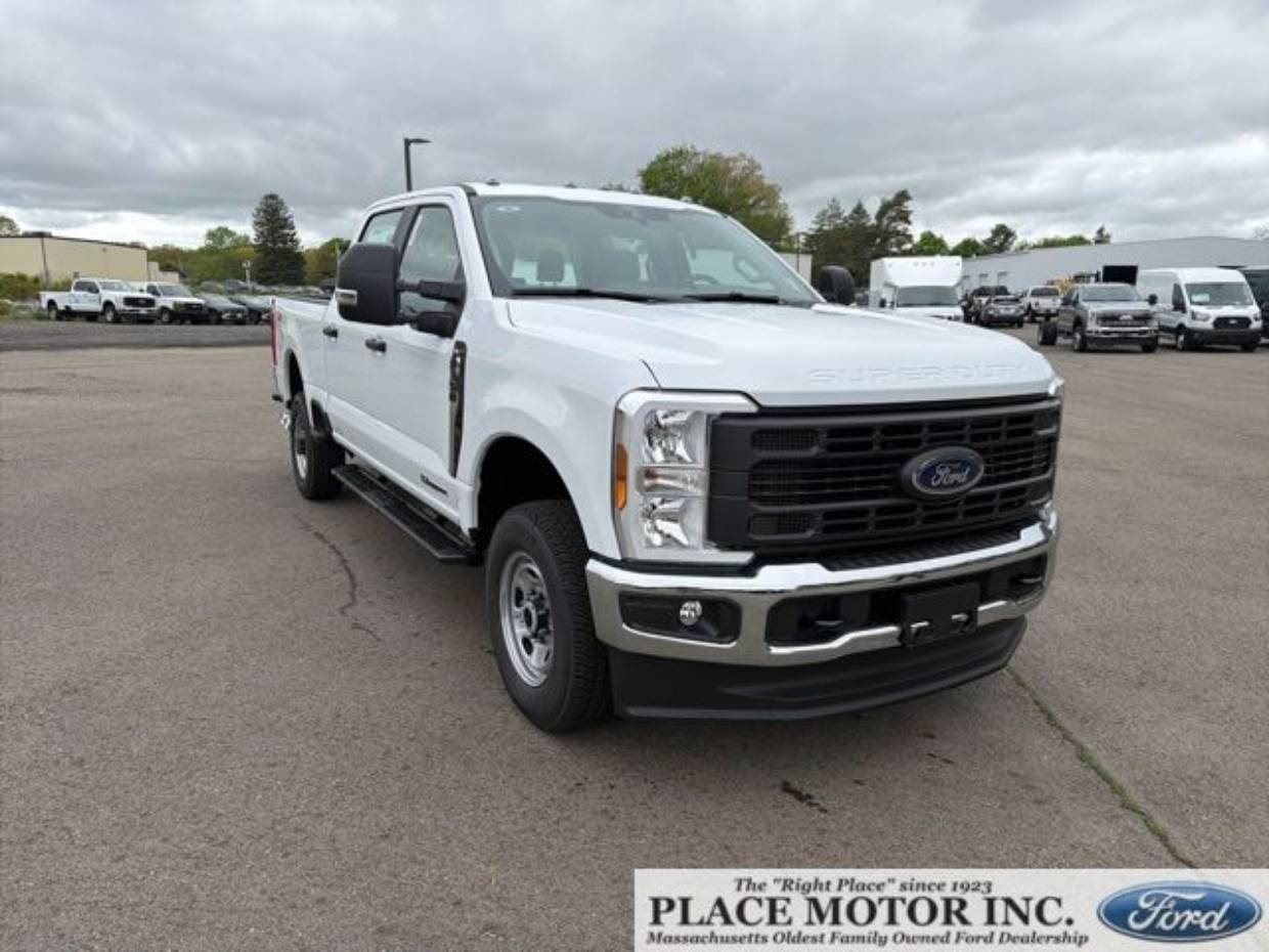 2026 Ford F-350 XL 4x4 Crew Cab 6-3/4' Box SRW's photo