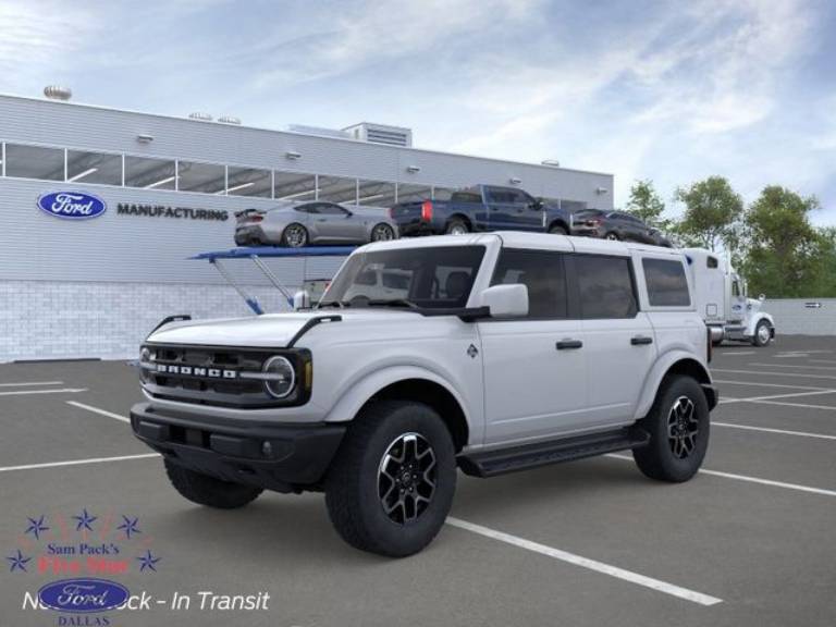 2026 Ford Bronco Outer Banks