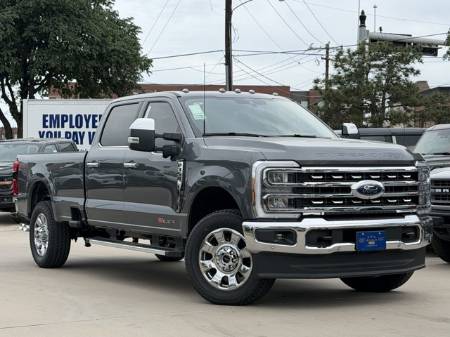 2026 Ford Super Duty F-350 SRW LARIAT