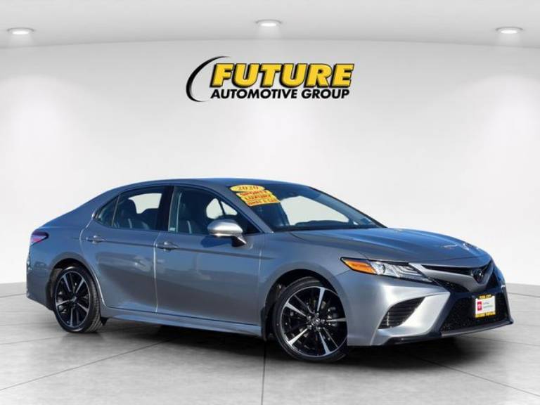 2020 Toyota Camry XSE