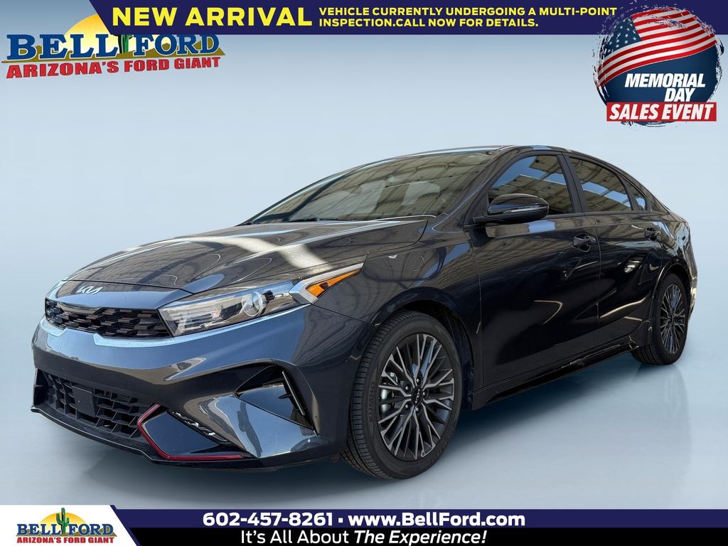 2023 Kia Forte GT-Line AT's photo