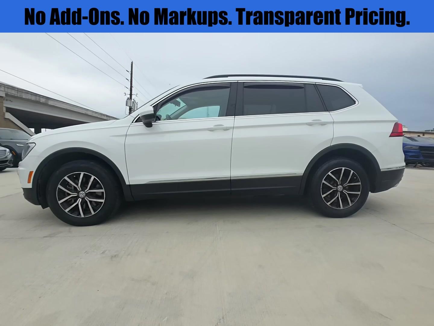 2021 Volkswagen Tiguan 2.0T SE's photo