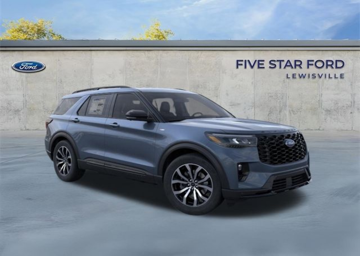 2026 Ford Explorer ST-LINE RWD's photo