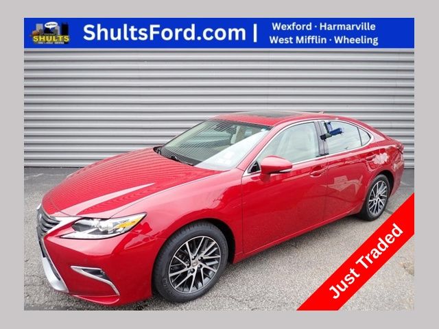 2017 Lexus ES 350 350's photo