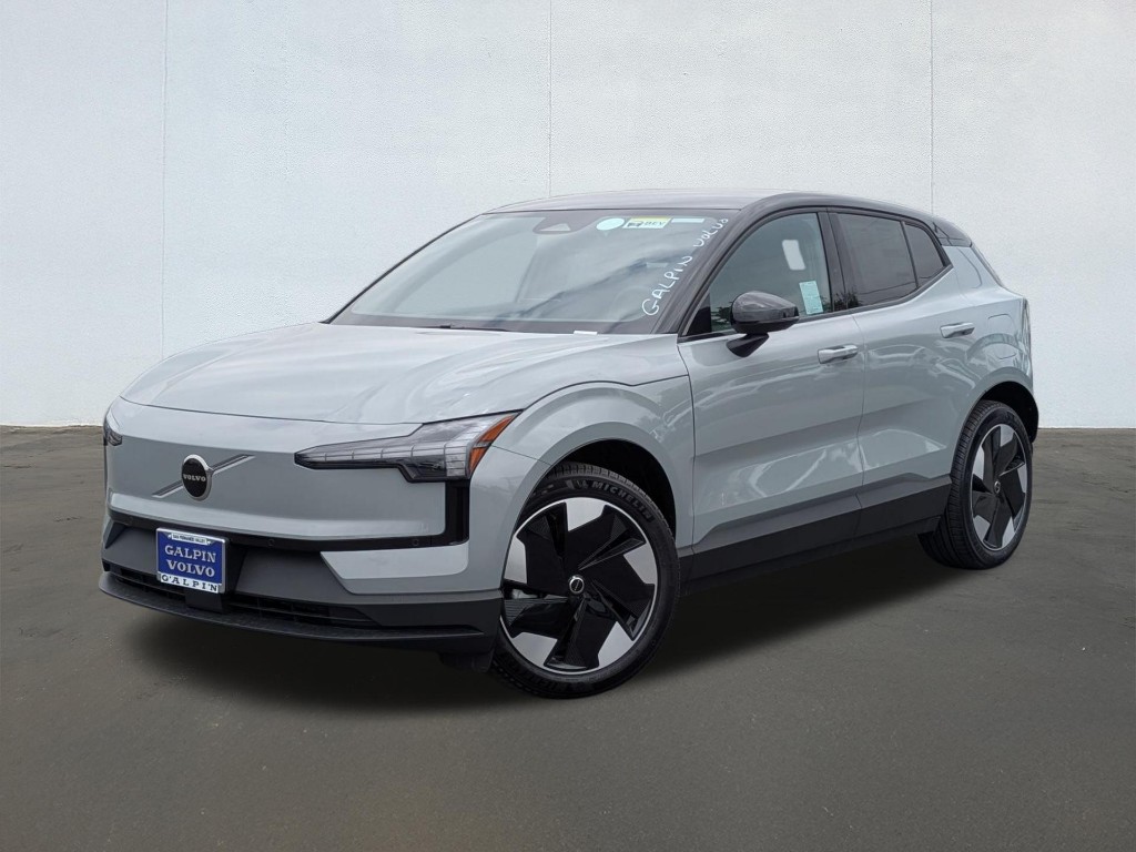 2026 Volvo EX30 Plus Twin Motor Performance, Fully electric