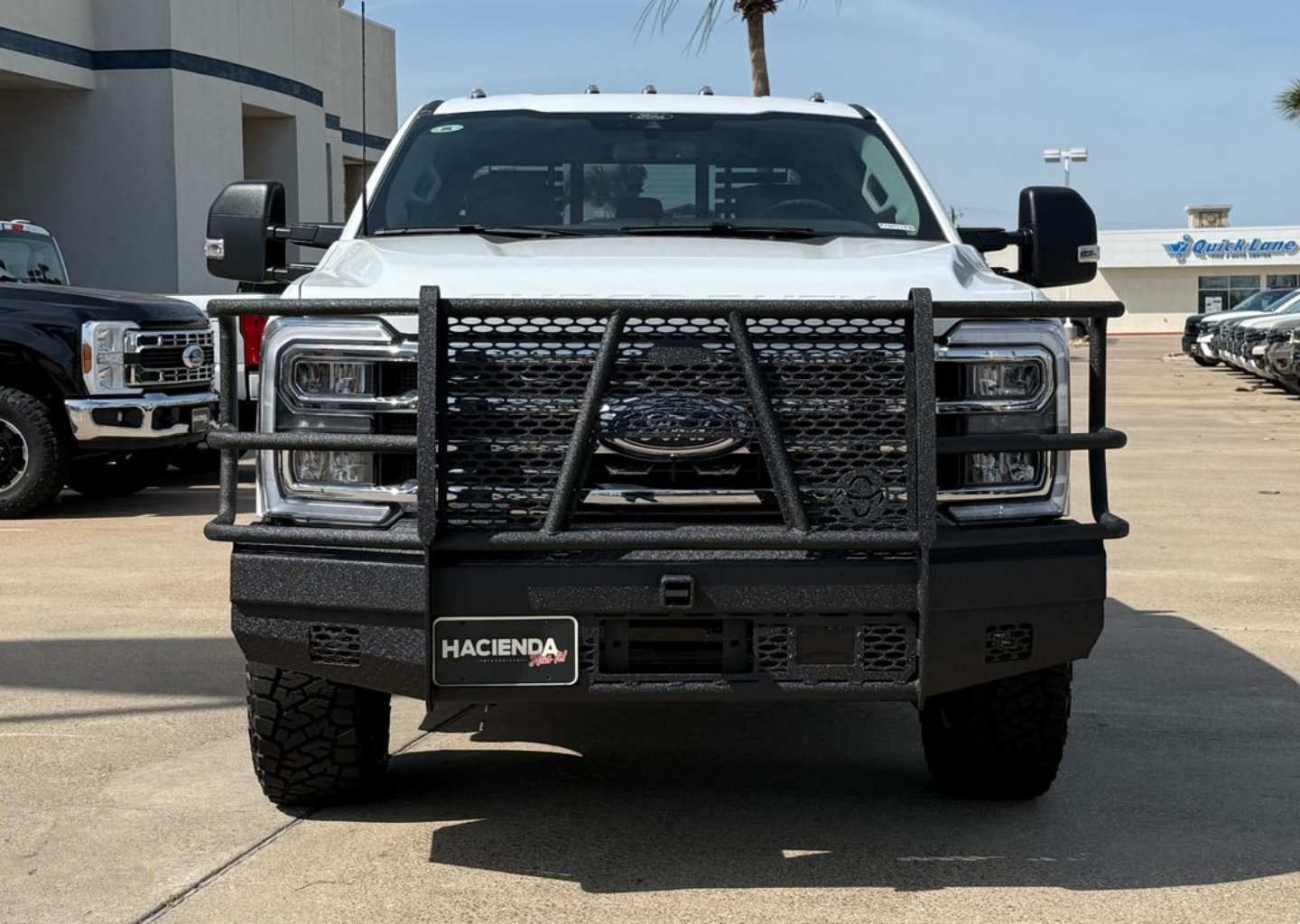 2026 Ford F-350 Super Duty XLT - Photo 6