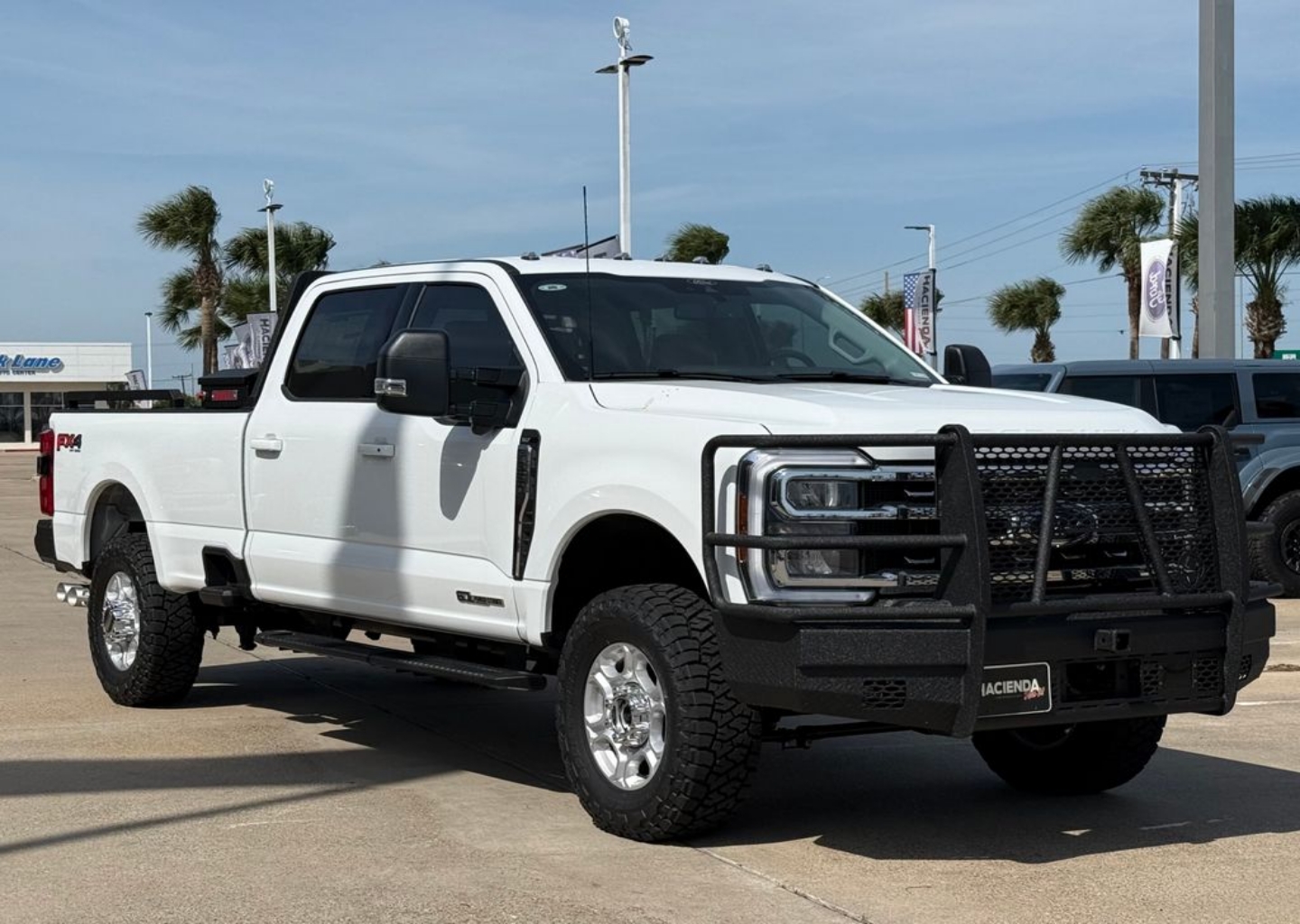 2026 Ford F-350 Super Duty XLT - Photo 7