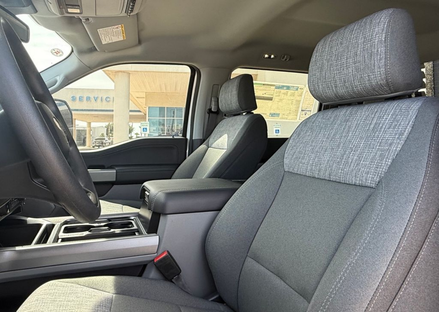 2026 Ford F-350 Super Duty XLT - Photo 11