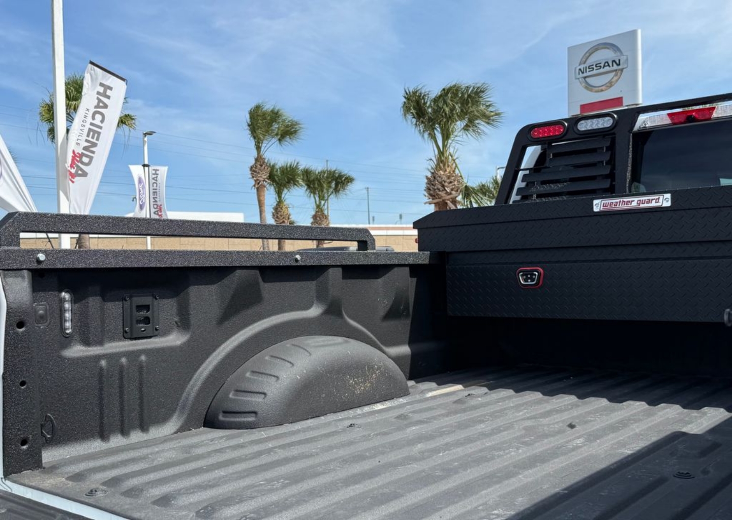 2026 Ford F-350 Super Duty XLT - Photo 27