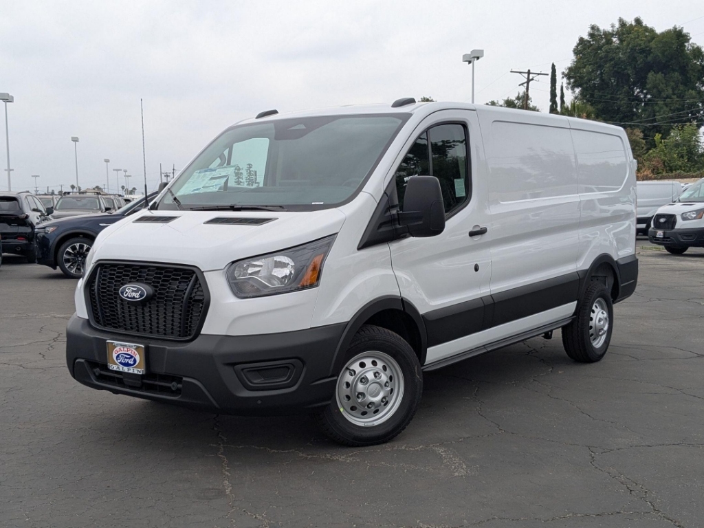 2026 Ford Transit Low Roof T250 AWD