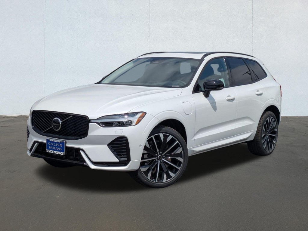2026 Volvo XC60 Plug-In Hybrid Ultra, T8 AWD Electric/Gasoline, Dark