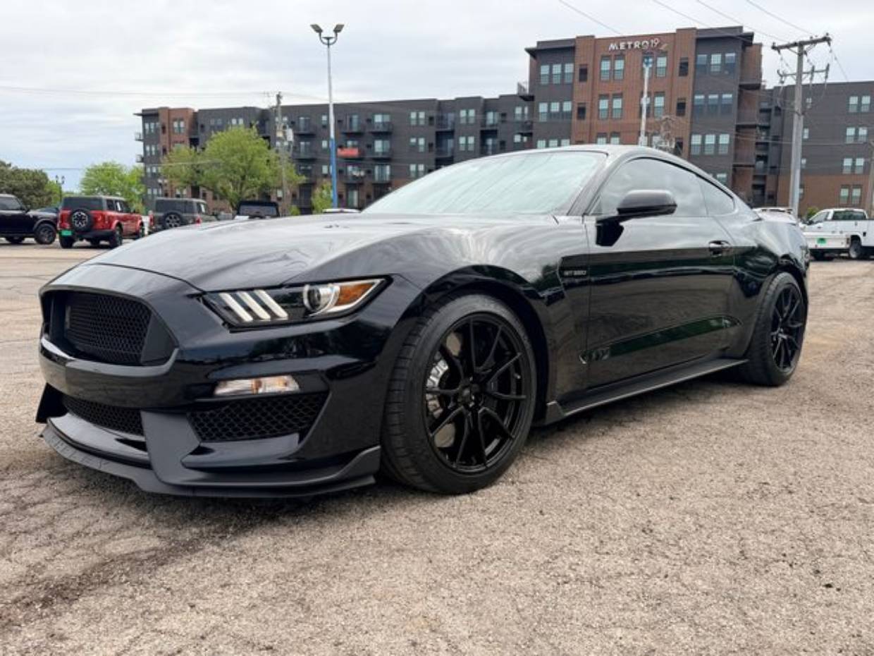 2020 Ford Mustang Shelby GT350's photo