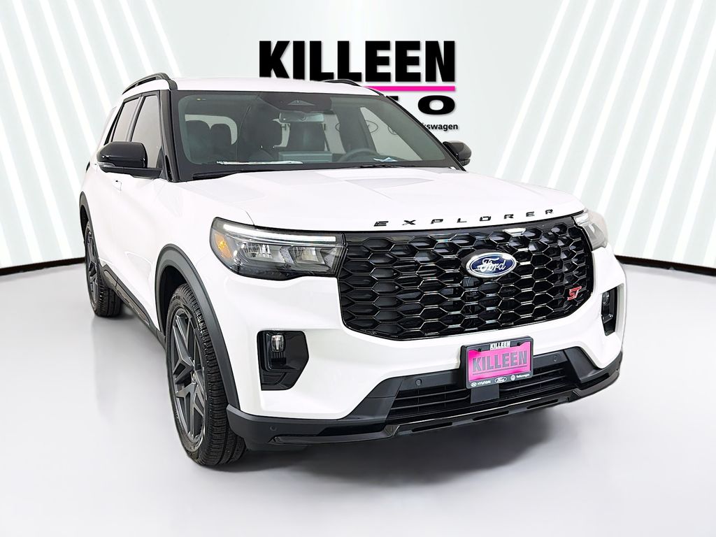 2026 Ford Explorer ST 4WD's photo