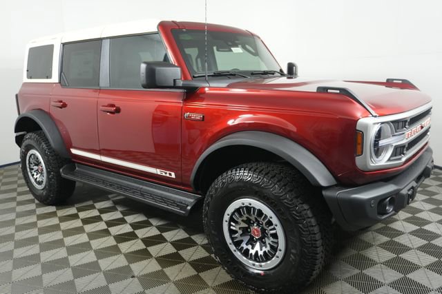 2026 Ford Bronco Outer Banks 4x4's photo