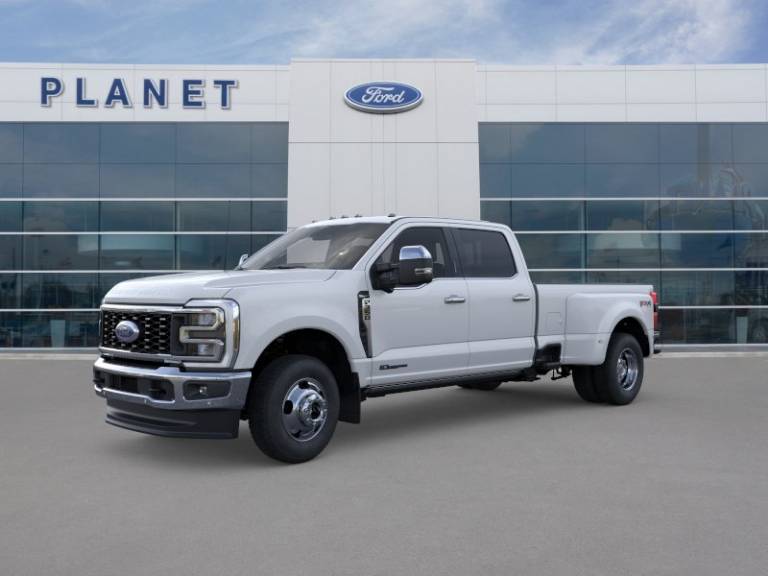 2026 Ford Super Duty F-350 DRW King Ranch 4WD Crew Cab 8' Box