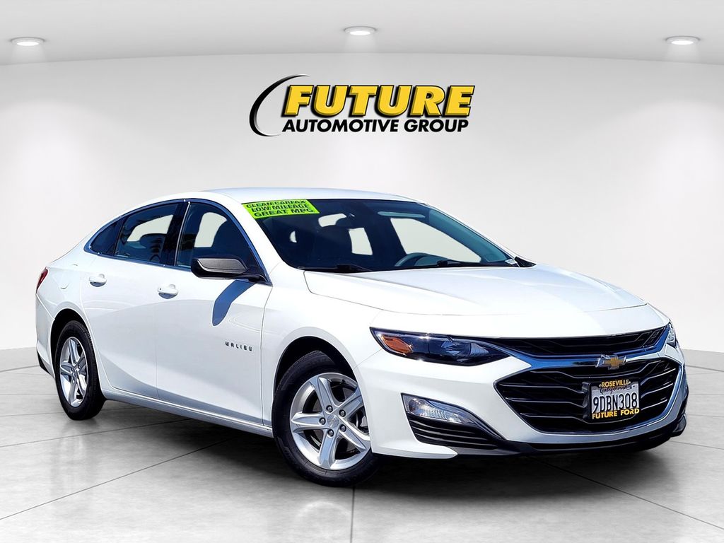2022 Chevrolet Malibu LS