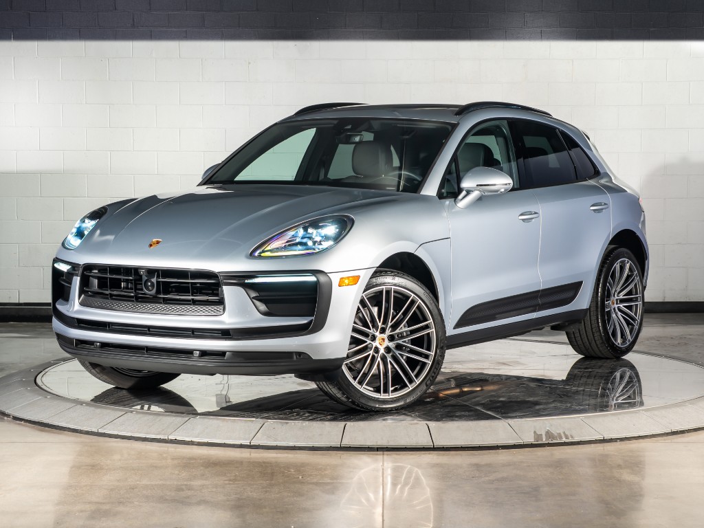 2026 Porsche Macan