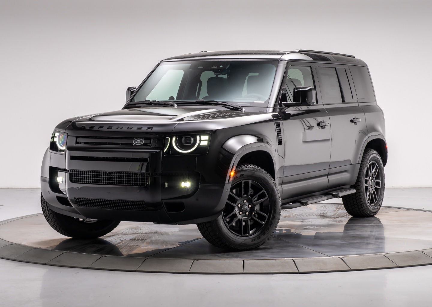 2026 Land Rover Defender 110 S P300's photo
