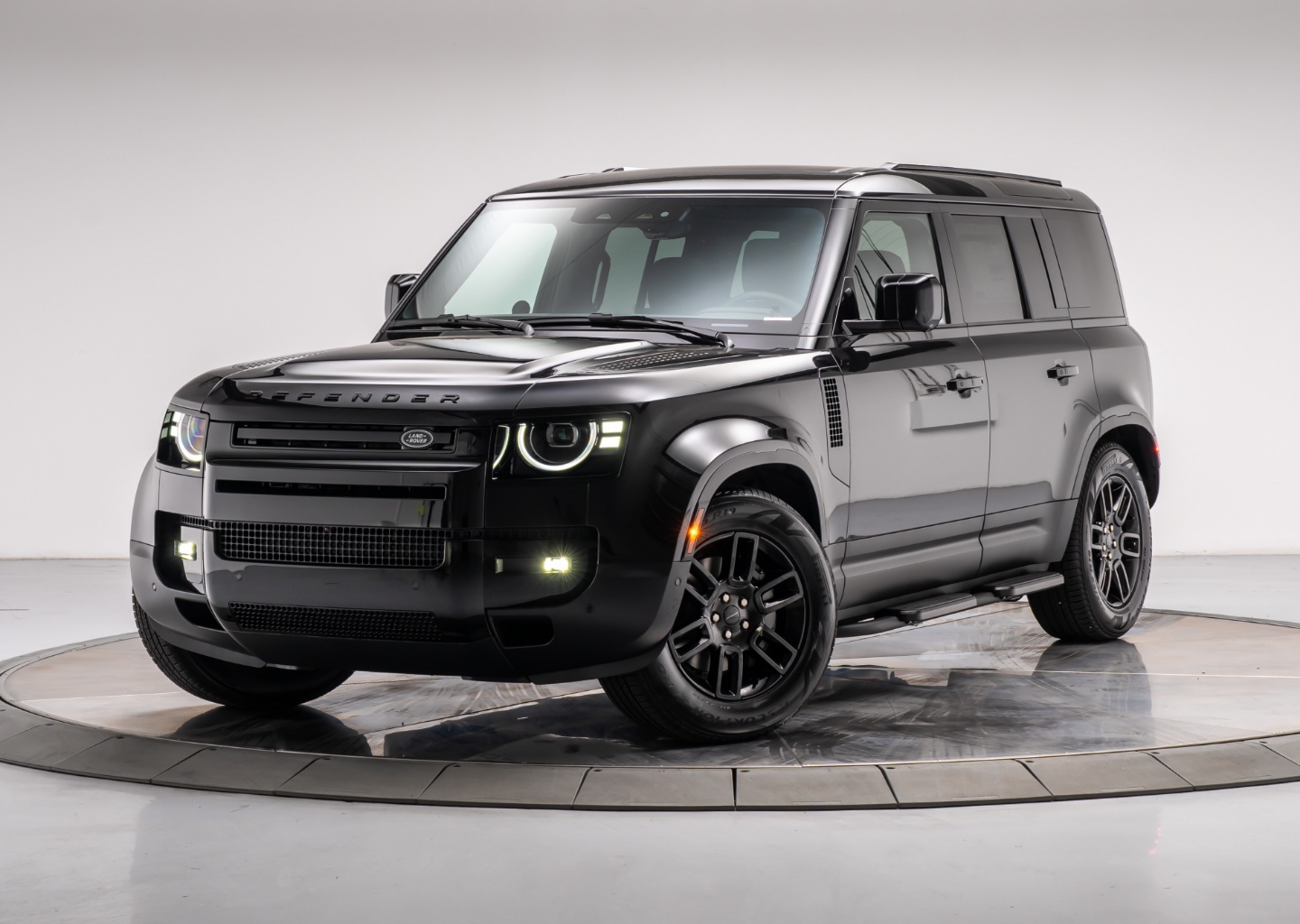 2026 Land Rover Defender 110 S P300's photo