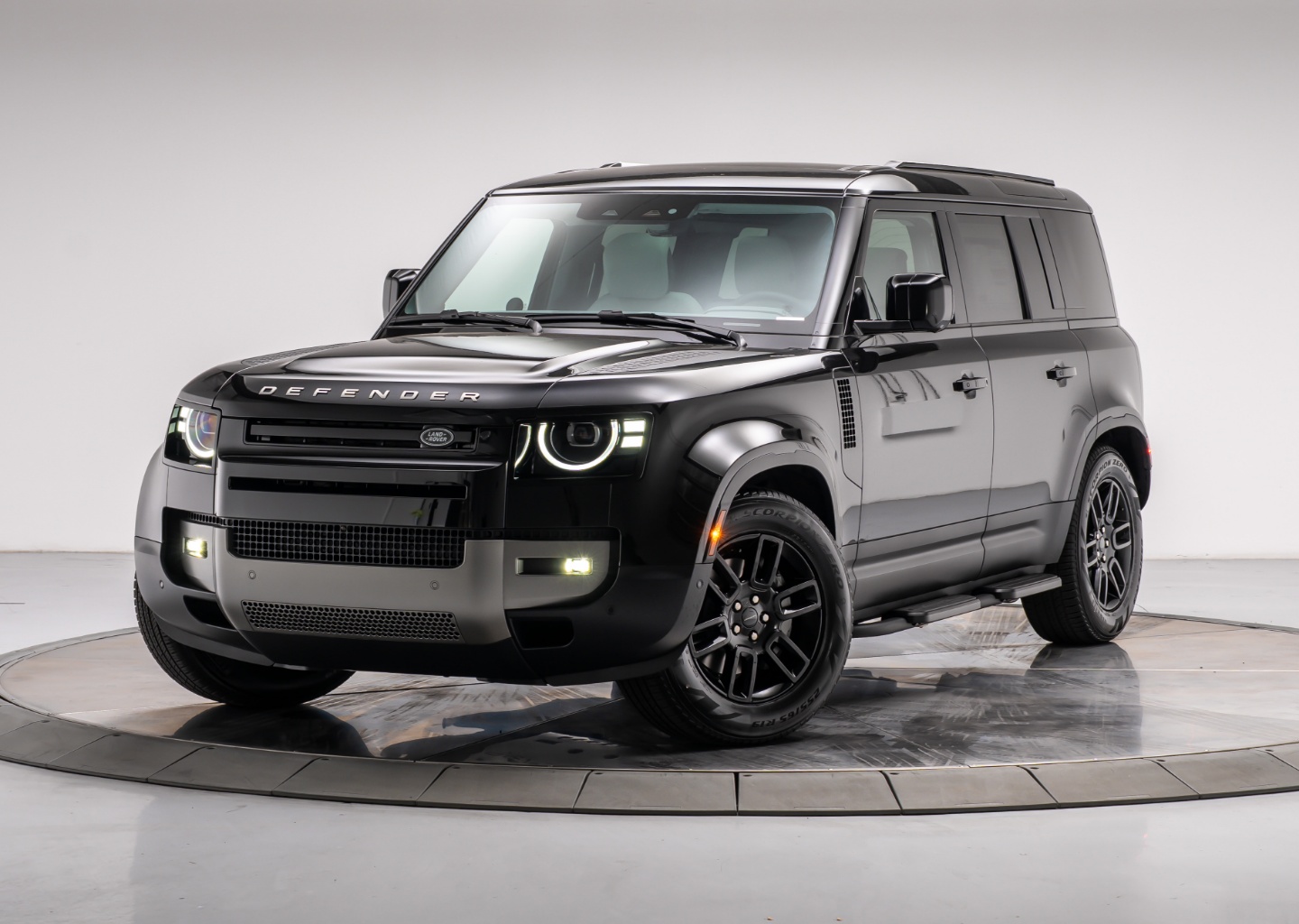 2026 Land Rover Defender 110 S P300's photo