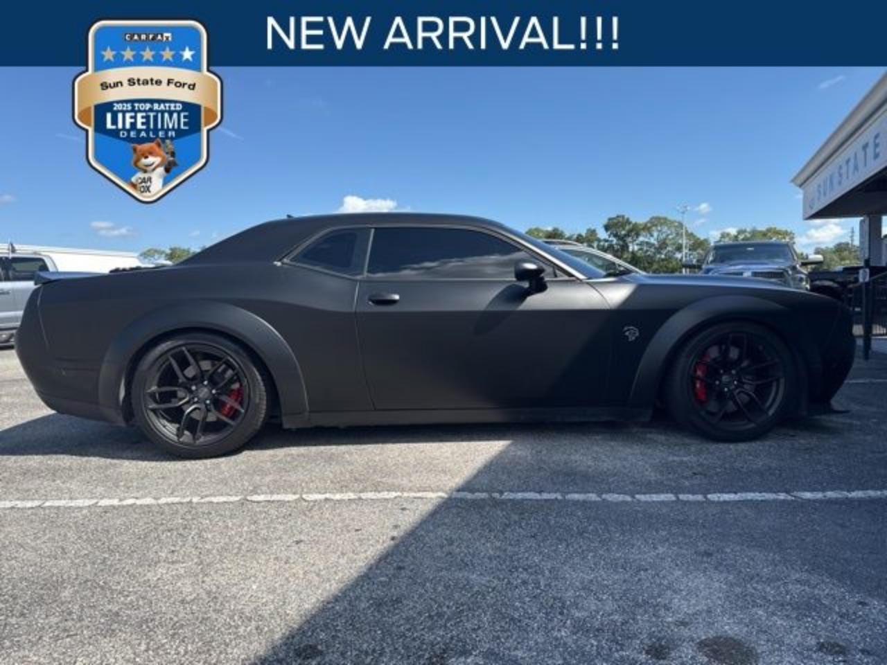 2023 Dodge Challenger SRT Hellcat Widebody Jailbreak Auto's photo