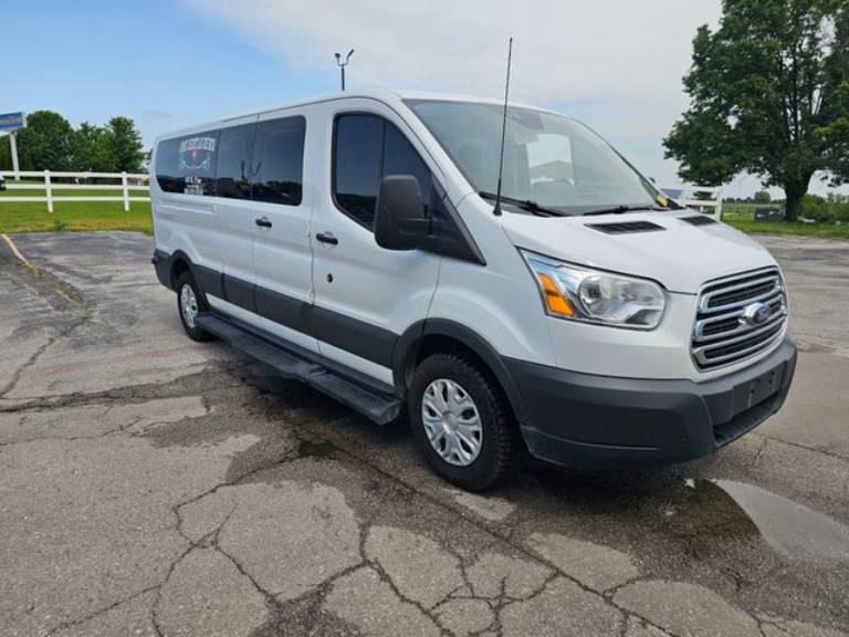 2017 Ford Transit Wagon XLT