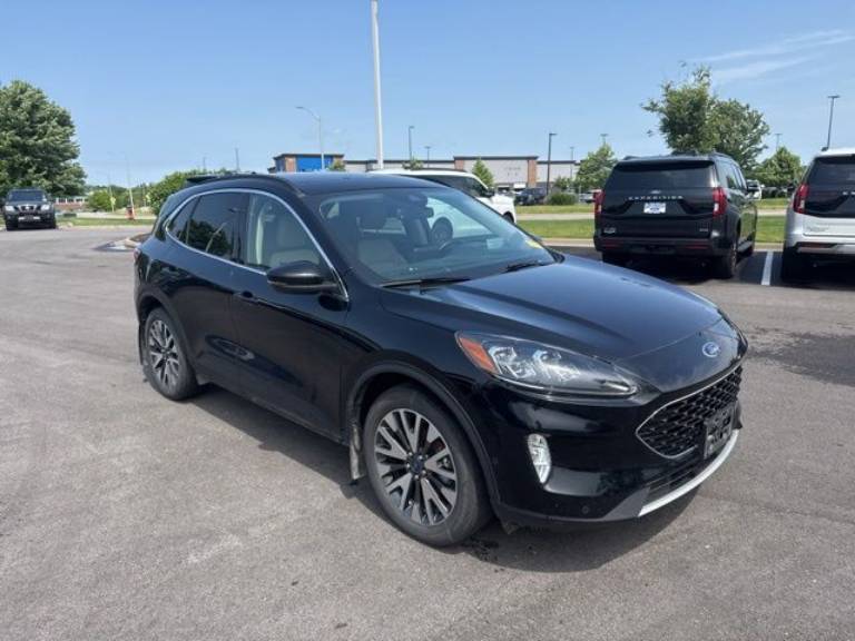 2020 Ford Escape Titanium Hybrid