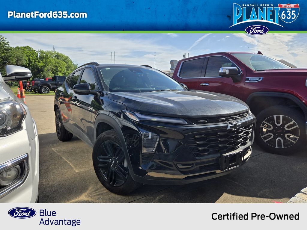 2025 Chevrolet Trax Activ's photo