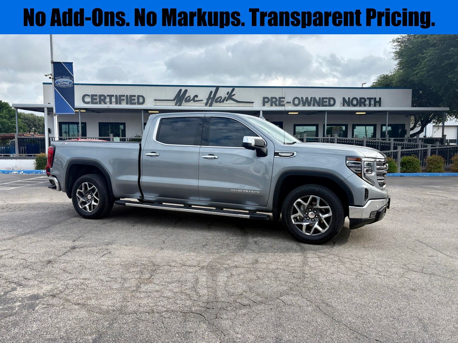 2023 GMC Sierra 4WD Crew Cab Short Box SLT's photo