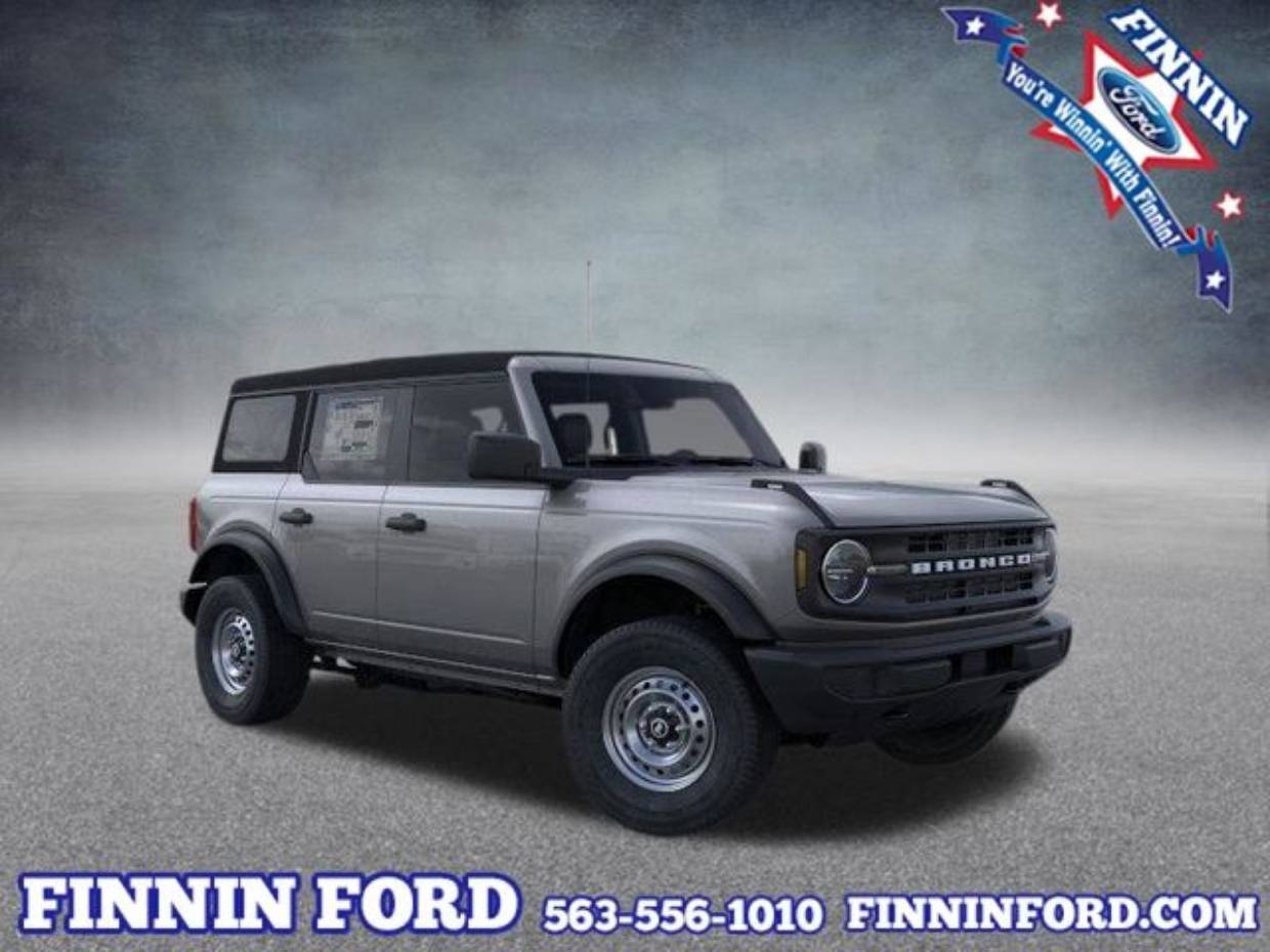 2025 Ford Bronco Base 4x4's photo