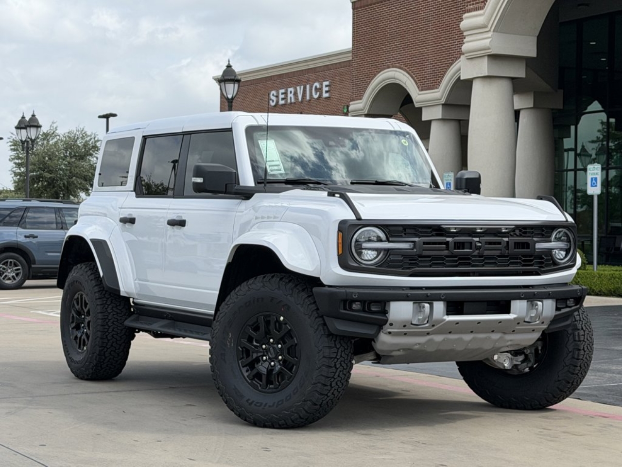 2026 Ford Bronco Raptor 4x4's photo