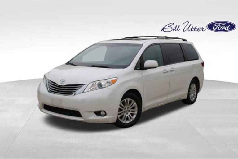 2017 Toyota Sienna XLE Premium