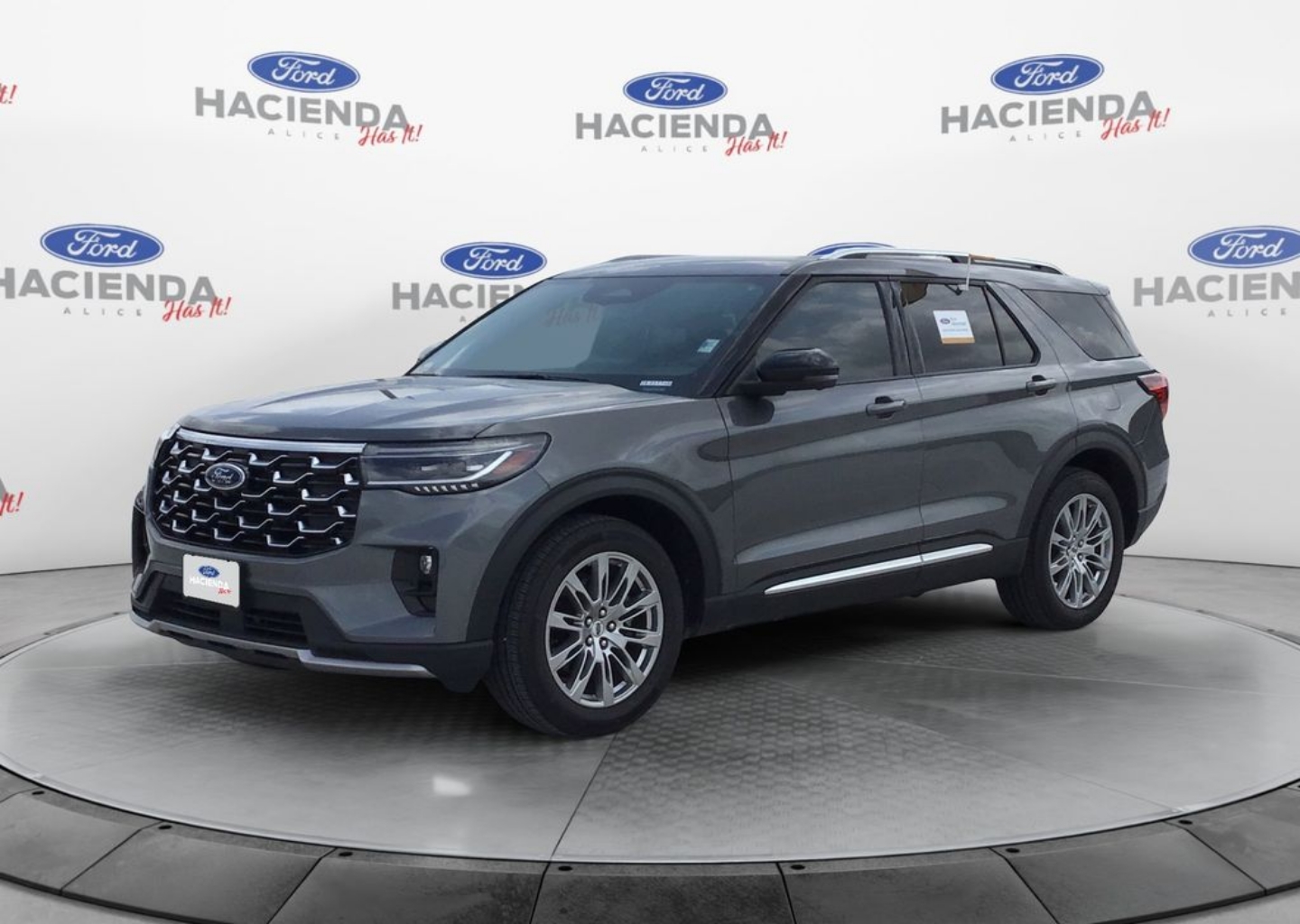 2025 Ford Explorer Platinum 4WD (PL535)'s photo