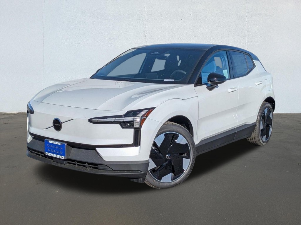 2026 Volvo EX30 Plus Twin Motor Performance, Fully electric