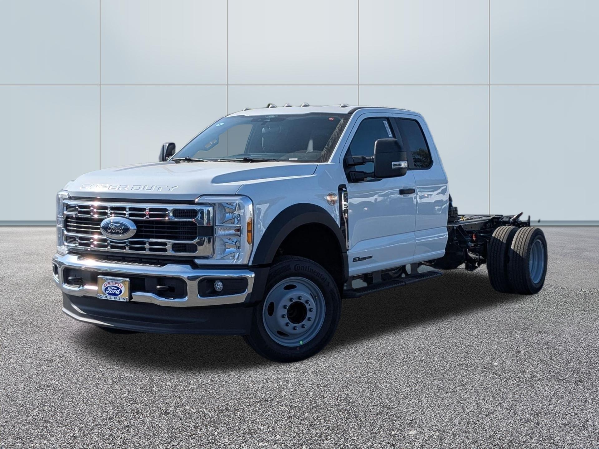 2026 Ford F-450 XL SuperCab 192-In DRW's photo