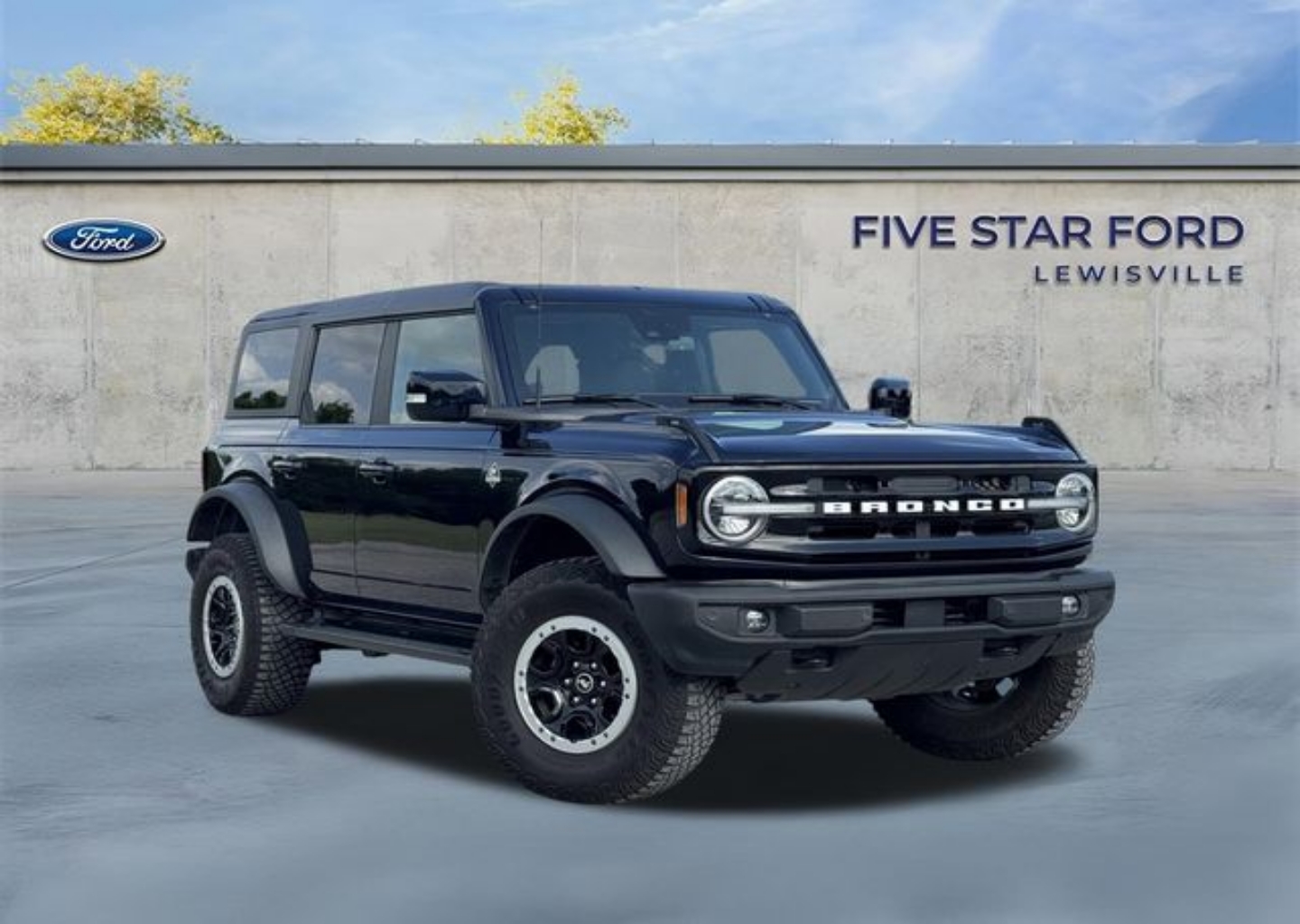 2021 Ford Bronco Outer Banks Advanced 4x4's photo