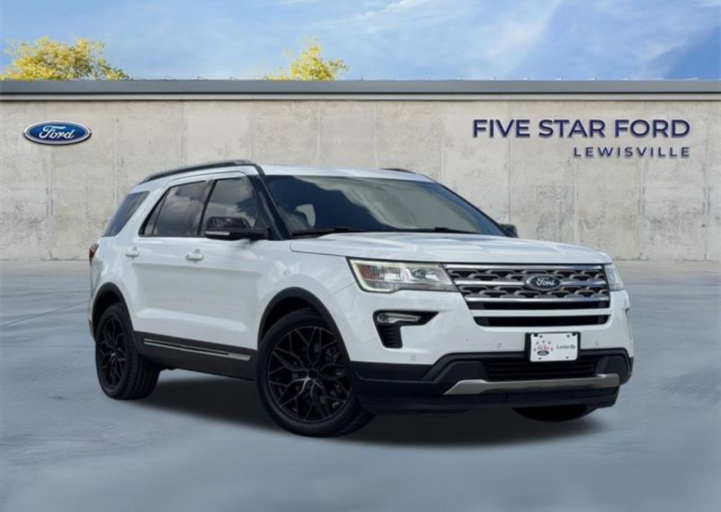 2018 Ford Explorer XLT FWD's photo